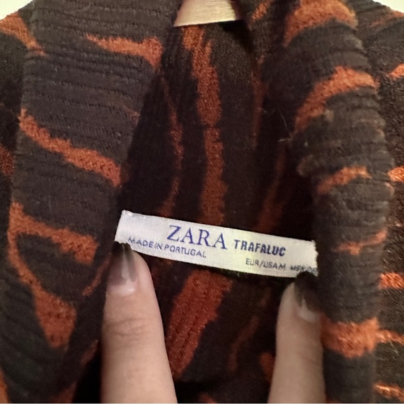 H&M Knitted Midi Dress, fitted, size M - Picture 3 of 4